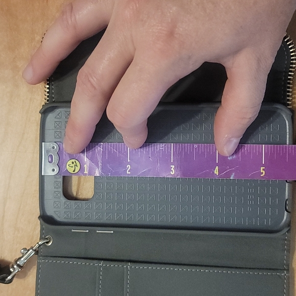 Rebecca Minkoff Real Leather Cell Phone Wallet - Picture 3 of 7